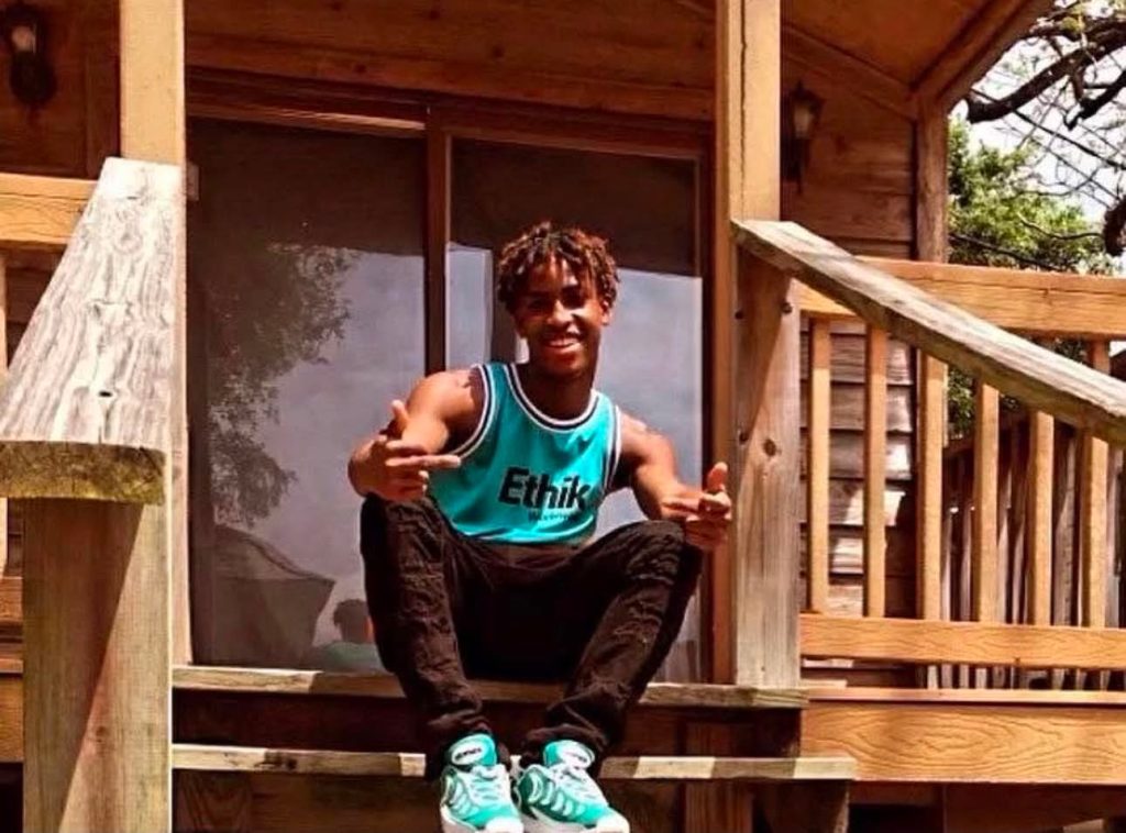 Latrell Trumble, Renaissance Gateway Apartments, Baton Rouge, Louisiana: Young man killed after ongoing neighborhood feud explodes into broad daylight gunfire